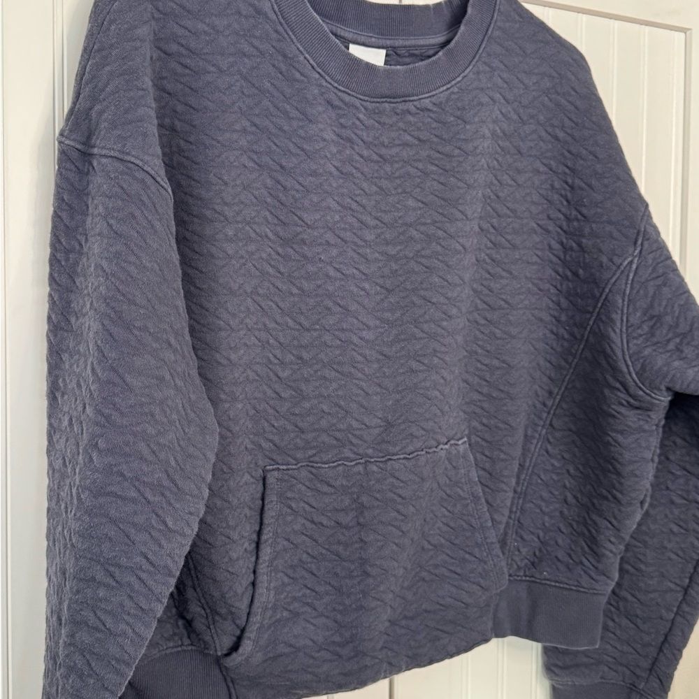 All in Motion Blue Cropped Sweatshirt - Medium - Picture 4 of 4